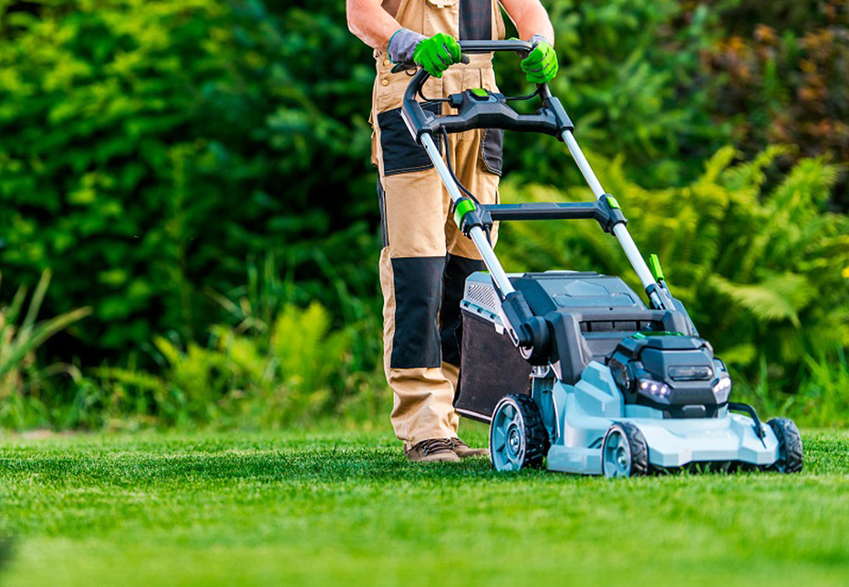 Outdoor Tools & Equipment